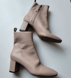 H&M PREMIUM SELECTION BEIGE/CREAM COLORED LEATHER ANKLE BOOTS